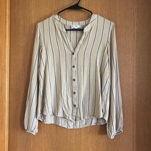 3/$8 Button Down Blouse Medium